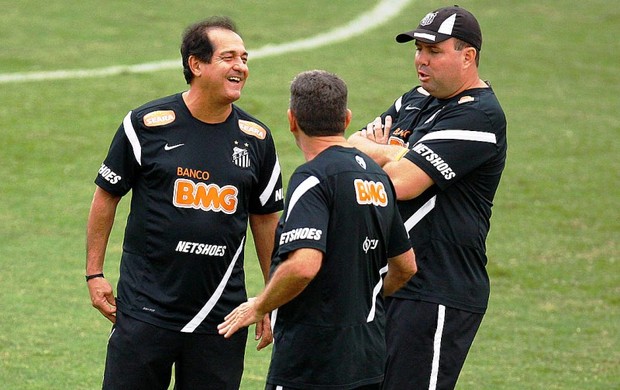 Marcelo Fernandes, Muricy, Tata (Foto: Ricardo Saibun/Divulgação Santos FC)