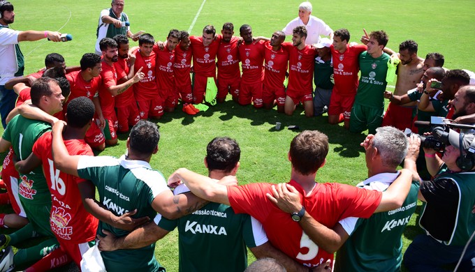 Boa Esporte faz a festa após acesso para a Série B 2017 (Foto: Chiarini Jr.) Boa Esporte faz a festa após acesso para a Série B 2017 (Foto: Chiarini Jr.)