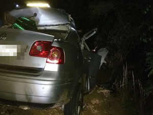 Segundo polícia, ainda não há informações sobre motivo do acidente (Foto: Edivaldo Braga/ blogbraga)