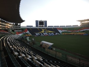 Estádio León, Nou Camp (Foto: Cahê Mota)