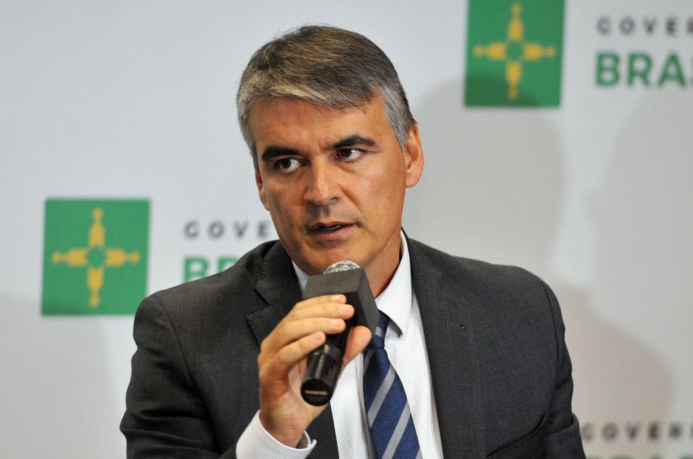 O secretário da Casa Civil, Sérgio Sampaio, em entrevista (Foto: Renato Araújo/Agência Brasília)