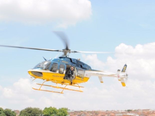Helicóptero da Polícia Rodoviária Federal fez vistoria em uma área de Lençóis Paulista.  (Foto: Divulgação/ Saulo Adriano)