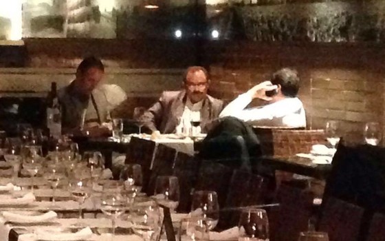 Presidente interino da Câmara, Waldir Maranhão, em restaurante no Chile (Foto: Reprodução)