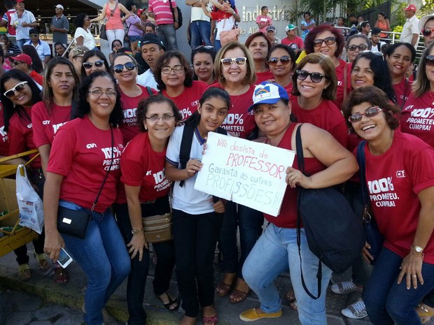 Manifestação no Recife (Foto: G1)