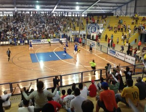 Mendes é campeã da Copa Rio Sul de Futsal (Foto: Cristiane Mendes e Renan Tolentino/Globoesporte.com)