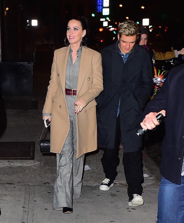 Katy Perry e Orlando Bloom em Nova York, nos Estados Unidos (Foto: Grosby Group/ Agência)