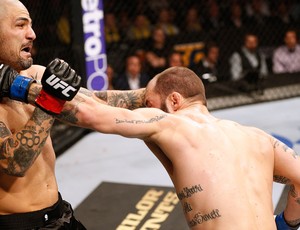 Sam Sicilia x Akira Corassani UFC 182 Suécia (Foto: Josh Hedges / Getty Images)