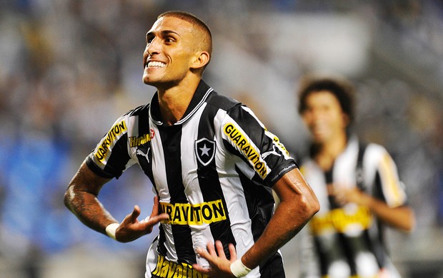 Rafael Marques gol Botafogo x Quissamã (Foto: Fabio Castro / AGIF)