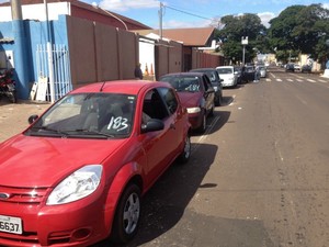 Consumidores lotam postos em Campo Grande por gasolina a R$ 1,35 (Foto: Fabiano Arruda/G1 MS)