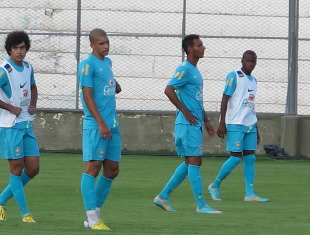 treino Sub-20 (Foto: Marcelo Baltar / Globoesporte.com)