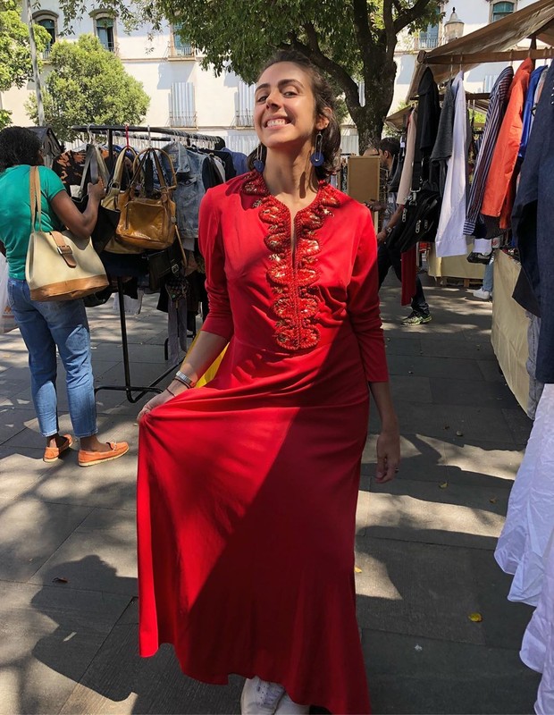 Giovanna Nader gosta de garimpar roupas em brechós (Foto: Reprodução/Instagram) Giovanna Nader gosta de garimpar roupas em brechós (Foto: Reprodução/Instagram)