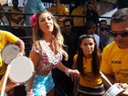 Tati Minerato estreia no bloco Amigos da Vila Mariana: 'Muito divertido'