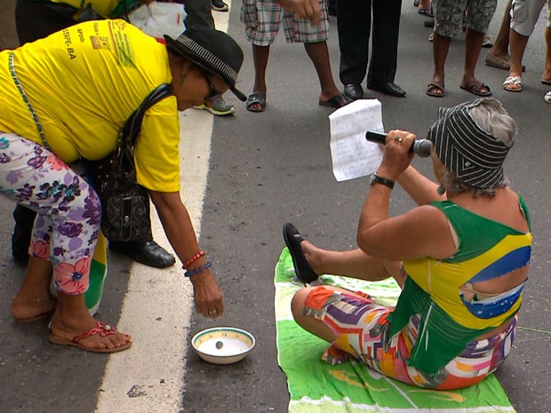 protesto (Foto: Reprodução/TV Bahia)