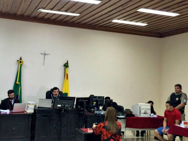 Julgamento pode ocorrer até às 20 h, segundo o juiz de Xapuri, Luiz Gustavo Alcalde Pinto (Foto: Arquivo Pessoal)