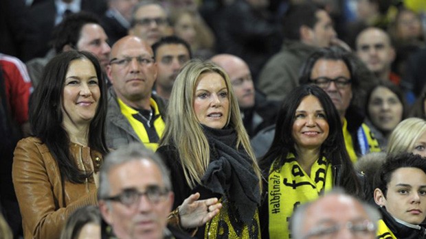 mulheres esposas borussia dortmund (Foto: Reprodução)