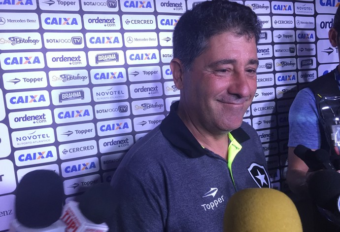 Emilio Faro, Botafogo (Foto: Thiago Lima)