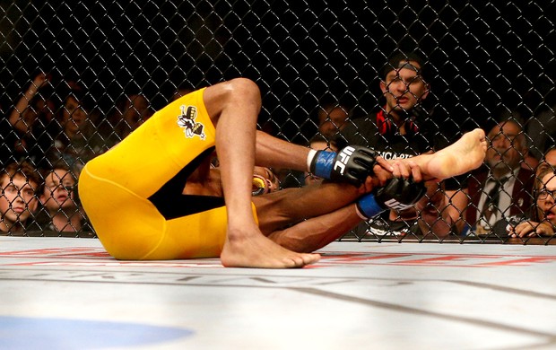 Anderson Silva lesão UFC Las Vegas (Foto: Getty Images)