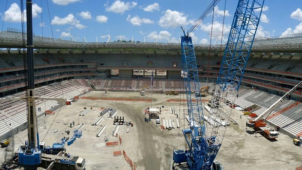 Obras Arena Pernambuco copa 2014 (Foto: Arena)