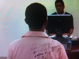 Candidato foi preso em flagrante após oferecer mil reais ao examinador. (Foto: Reprodução/InterTV)