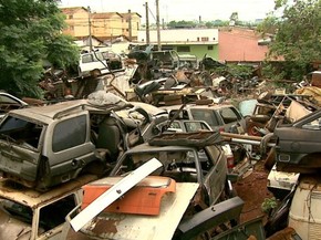 Ferro Velho Preocupa Moradores De Condominio Apos Registros De Zika Ribeirao E Franca G1