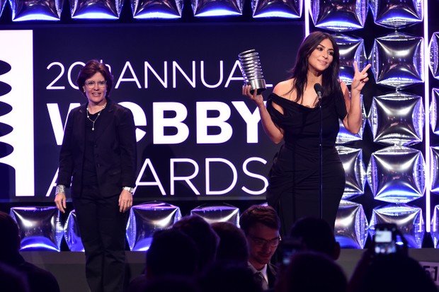 Kim Kardashian no Webby Awards (Foto: Getty Images)