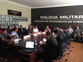 Reunião da Polícia Militar aconteceu em Santos, SP (Foto: Mariane Rossi / G1)
