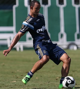 Palmeiras Roger Carvalho (Foto: Cesar Greco/Ag Palmeiras/Divulgação)