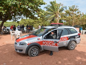 Garoto foi encontrado perto de um maceió, na Praia de Barra de Gramame em João Pessoa (Foto: Walter Paparazzo/G1) Garoto foi encontrado perto de um maceió, na Praia de Barra de Gramame em João Pessoa (Foto: Walter Paparazzo/G1)