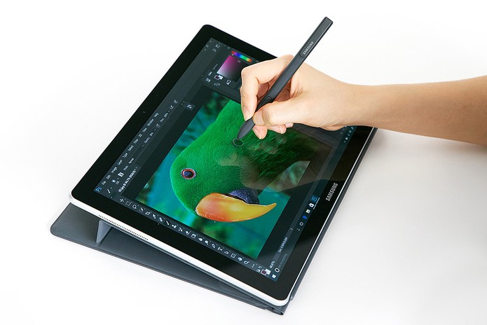 O Galaxy Book pretende substituir o PC de uso profissional. (Foto: Reprodução/Samsung) (Foto: O Galaxy Book pretende substituir o PC de uso profissional. (Foto: Reprodução/Samsung)) O Galaxy Book pretende substituir o PC de uso profissional. (Foto: Reprodução/Samsung) (Foto: O Galaxy Book pretende substituir o PC de uso profissional. (Foto: Reprodução/Samsung))