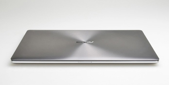 Visual do NX500 fechado (Foto: Reprodução/Geek.com)