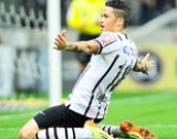 Corinthians bate Goiás em partida de 7 gols em SP (Marcos Ribolli)
