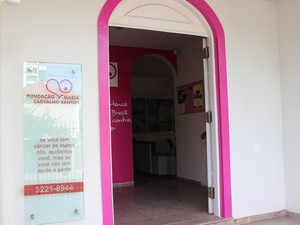Fundação Maria Carvalho Santos atende cerca de 4 mil mulheres vítimas do câncer de mama (Foto: Patrícia Andrade/G1)