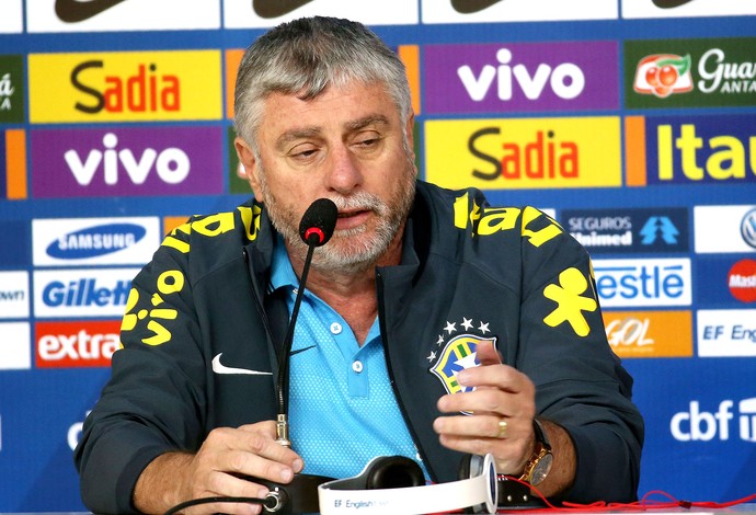 José Runco coletiva Seleção (Foto: André Durão / Globoesporte.com)