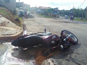 Motociclista morre em acidente de trânsito em Itu (Foto: João Vitor/Jornal Periscópio)