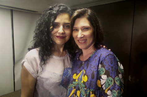 Letícia Sabatella e Beth Goulart (Foto: Yanaê Saldanha)