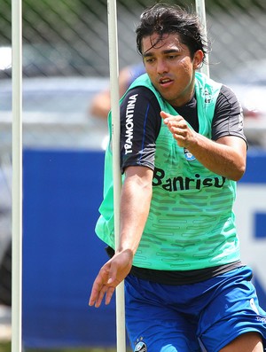 Marcelo Moreno treina fisicamente no Olímpico pelo Grêmio (Foto: Lucas Uebel/Grêmio FBPA)