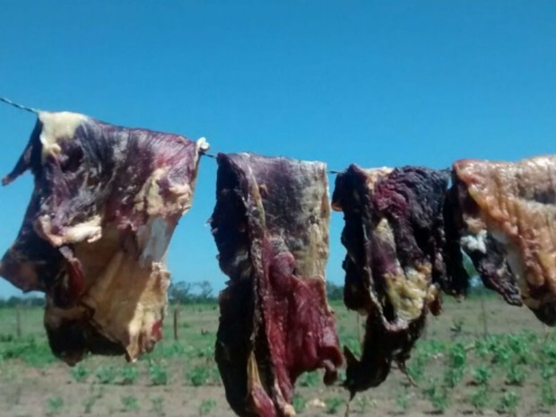 Carne consumida pelos trabalhadores (Foto: Divulgação / PRF)