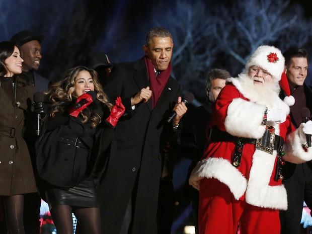 G1 - Obama canta e dança com Papai Noel em cerimônia de Natal nos EUA -  notícias em Mundo