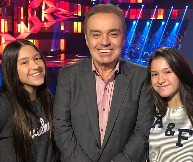 Gugu Liberato com as filhas, Marina e Sofia (Foto: Reprodução/ Instagram )