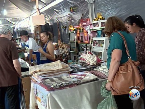 G1 Feira de Artesanato tem produtos que variam de R$ 1 a R$ 400 no Sul de MG notícias em Sul Armario Sala De Tv ~ G1 Feira de Artesanato tem produtos que variam de R$ 1 a R$ 400 no Sul de MG notícias em Sul