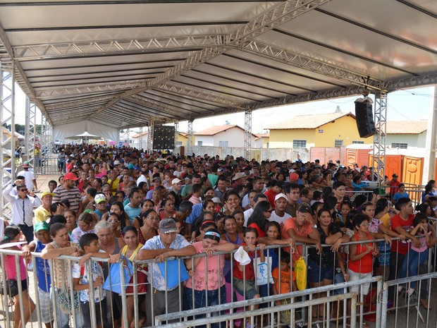 Dilma entrega 3.081 casas do 'Minha Casa Minha Vida' em Santarém, PA (Foto: Weldon Luciano/G1)