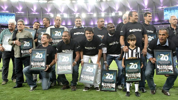 Botafogo homenagem título 1993 (Foto: Nina Lima / Agência O Globo)