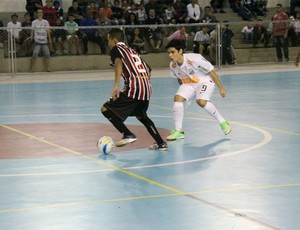 São Paulo/Mogi x Santos Metropolitano sub-20 futsal (Foto: Vitor Geron)