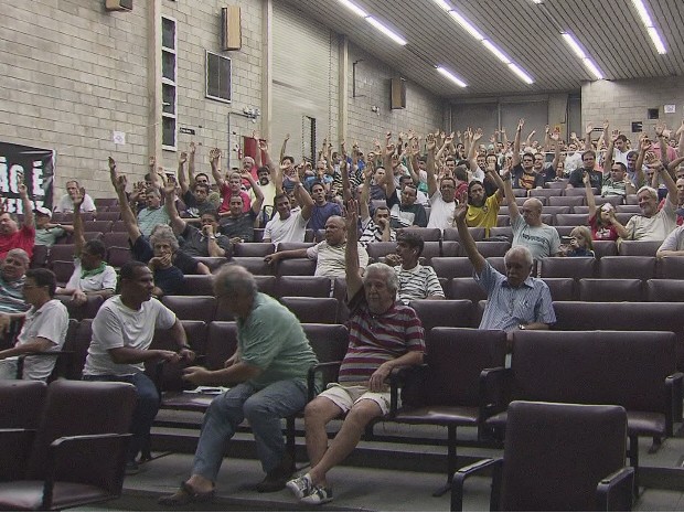 Petroleiros da Baixada Santista decidem voltar ao trabalho (Foto: Reprodução / TV Tribuna)