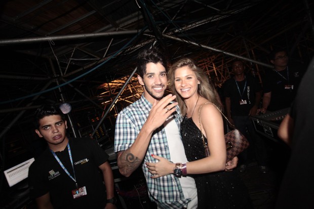 Gusttavo Lima e Andressa Suita no Festival de Verão de Salvador (Foto: Fred Pontes/ Divulgação)