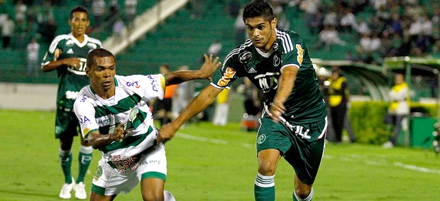 luan palmeiras oziel guarani (Foto: Gustavo Tilio / Globoesporte.com)