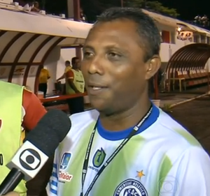 Brinquedo, treinador do Comercial-PI (Foto: Reprodução/SporTV)