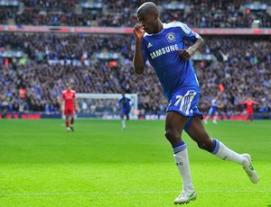 Ramires gol Chelsea (Foto: AFP)