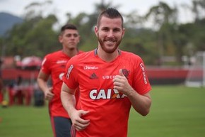 Paulo Victor em treino no Ninho do Urubu (Foto: Gilvan de Souza / Flamengo) Paulo Victor em treino no Ninho do Urubu (Foto: Gilvan de Souza / Flamengo)