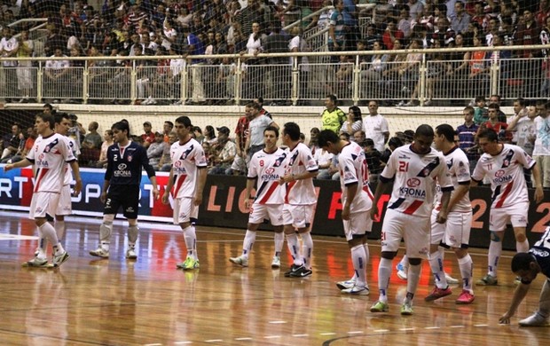 Joinville conta com o apoio da torcida para triunfar no primeiro jogo da final (Foto: Divulgação)